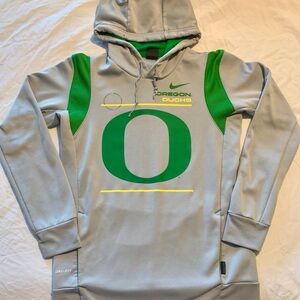 Nike Oregon Ducks Therma Dri-Fit Performance Hoodie
Pullover